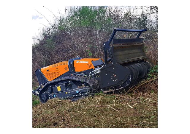 Energreen RoboMAX (Yanmar 4TNV98CT diisel)